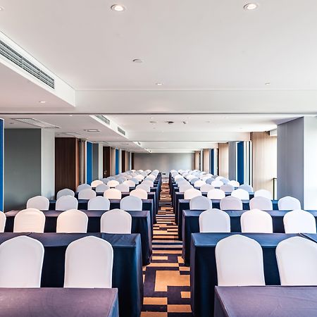 Holiday Inn Express Shanghai Baoyang By Ihg Dış mekan fotoğraf