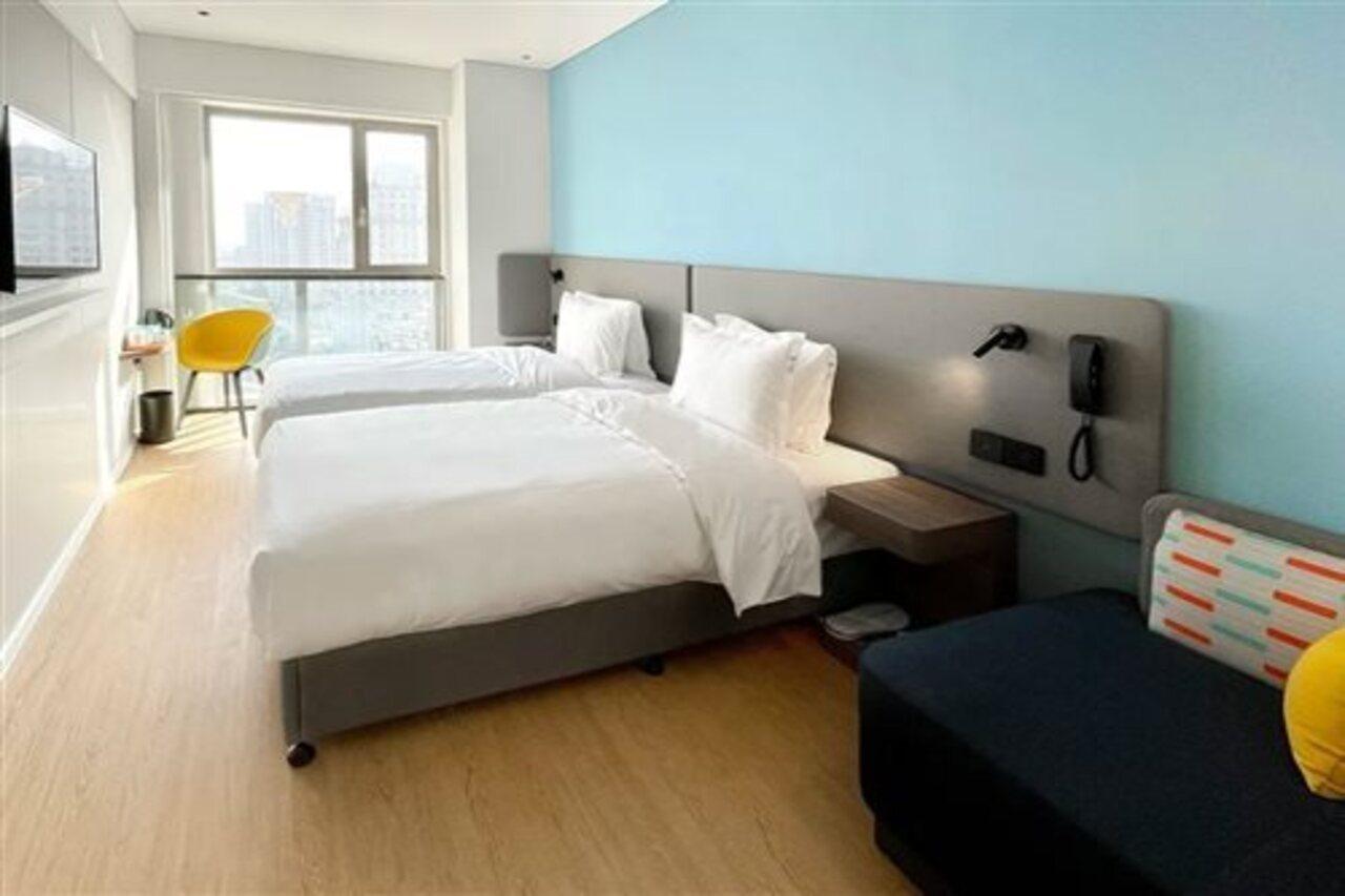 Holiday Inn Express Shanghai Baoyang By Ihg Dış mekan fotoğraf