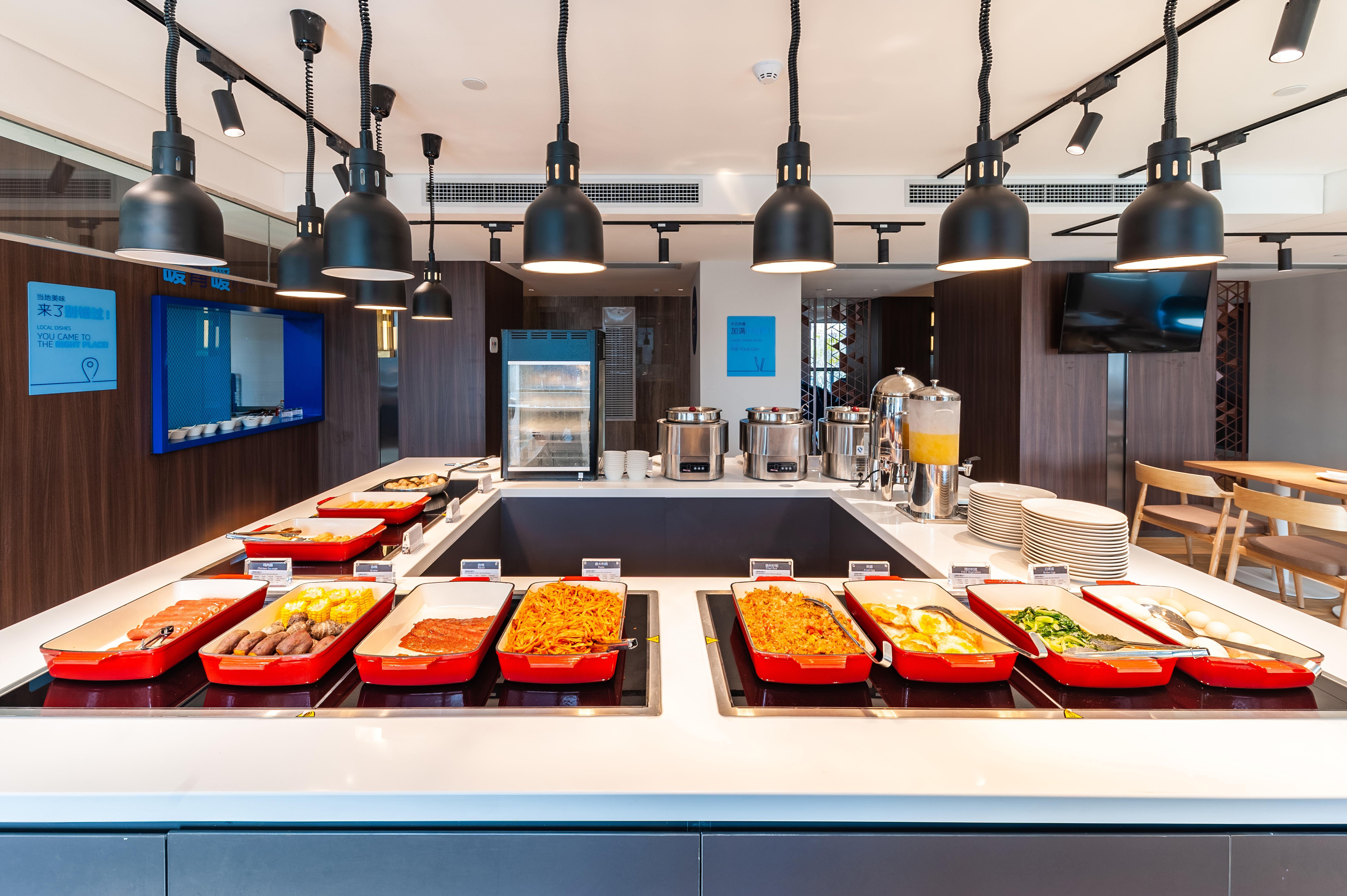 Holiday Inn Express Shanghai Baoyang By Ihg Dış mekan fotoğraf